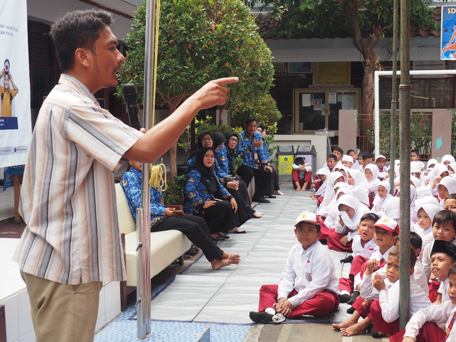 Ketupat Betawi Di SDN Kartini01